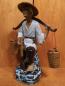 Preview: Porzellan-Figur, Landarbeiter mit Körben  - China - 20. Jahrhundert