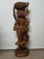 Preview: Holz-Figur, (103,5cm) Markthändlerin  - Bali - Mitte 20. Jahrhundert