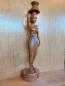Preview: Holz-Figur, Mädchen mit Gefäß auf dem Kopf  - Bali - 2. Hälfte 20. Jahrhundert