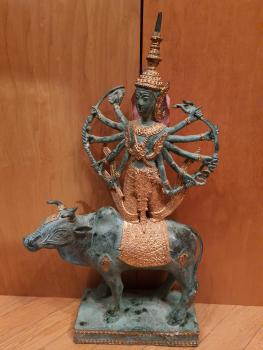 Göttin Shiva auf Bulle Nandi - Indien - 2. Hälfte 20. Jahrhundert