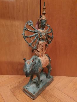 Göttin Shiva auf Bulle Nandi - Indien - 2. Hälfte 20. Jahrhundert