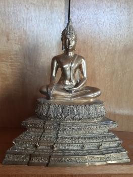 Buddha-Figur, Messing  - Thailand - Mitte 20. Jahrhundert