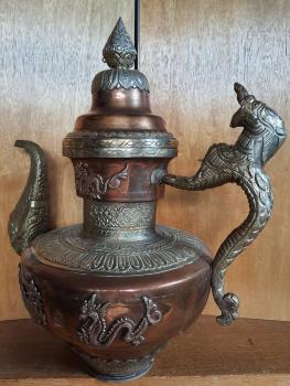 Kanne, Kupfer mit Drachen-Motiven  - Thailand - Anfang 20. Jahrhundert