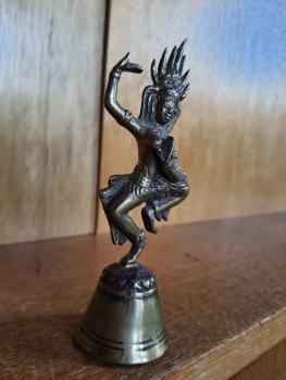 Kleine Glocke, Tempeltänzerin  - Indien - Mitte 20. Jahrhundert