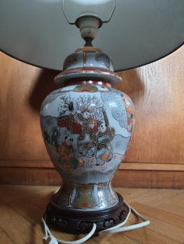 Tischlampe aus China-Vase