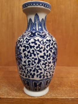 Vase, Porzellan  - China -  20. Jahrhundert