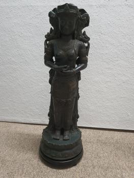Bronze-Figur, Königin Suhita  - Java - 19. Jahrhundert