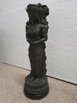 Bronze-Figur, Königin Suhita  - Java - 19. Jahrhundert