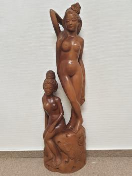 Holz-Skulptur, Zwei Frauen  - Bali - Mitte 20. Jahrhundert
