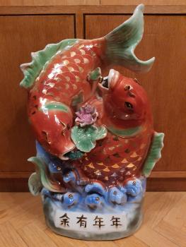 Porzellan-Figur, (53cm) Koi Karpfen  -  China -  20. Jahrhundert