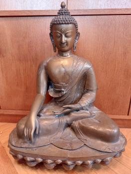 Buddha-Figur, (57cm) Bronze  - Tibet - Mitte 20. Jahrhundert