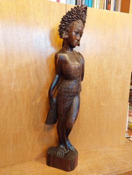 Holz-Figur, Junge Dame - Bali - 20. Jahrhundert