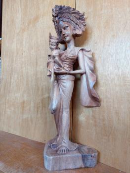 Holz-Figur, Dame mit kl. Mädchen  - Bali - Mitte 20. Jahrhundert