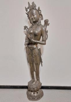 Bronze-Figur, (121cm) Tara stehend  - Tibet - 20. Jahrhundert