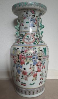 Vase in Kanton-Porzellan - China - Zweite Hälfte des 20. Jahrhunderts