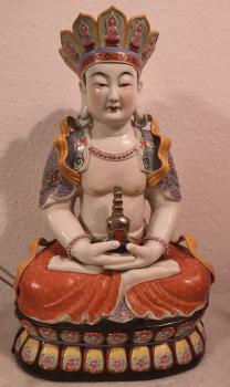 Porzellan-Figur, (56cm) Pratangsamjang  - China - Mitte 20. Jahrhundert