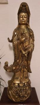 Messing-Figur, (98cm) Göttin Guanyin  - China - Mitte 20. Jahrhundert