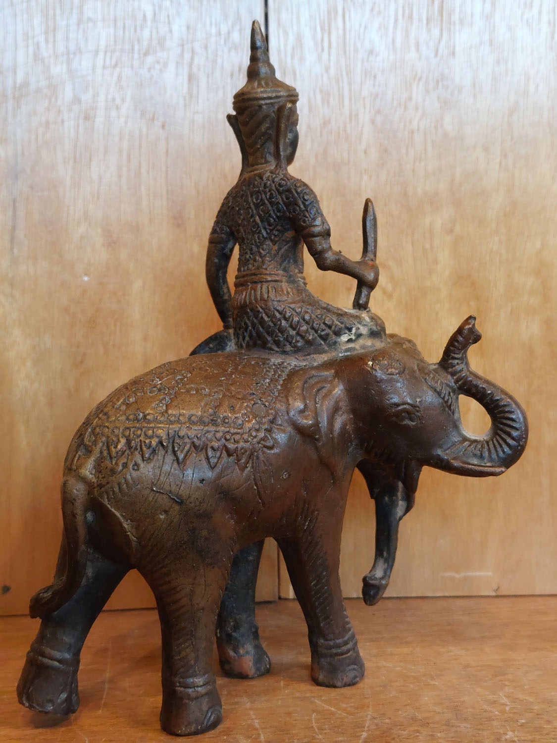 Thailand - Asiatisches - 20. - Bronze-Figur, Elefant Flair 3-köpfiger Jahrhundert