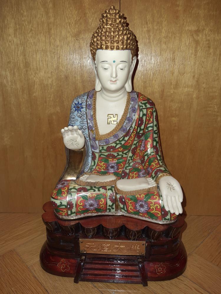 Buddha, Cloisonné und Keramik - China -