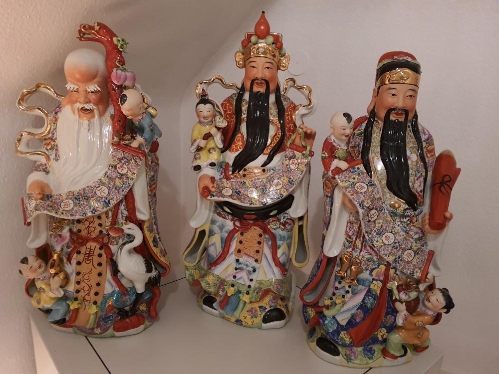 3 Figuren, Porzellan  - China - 20. Jahrhundert