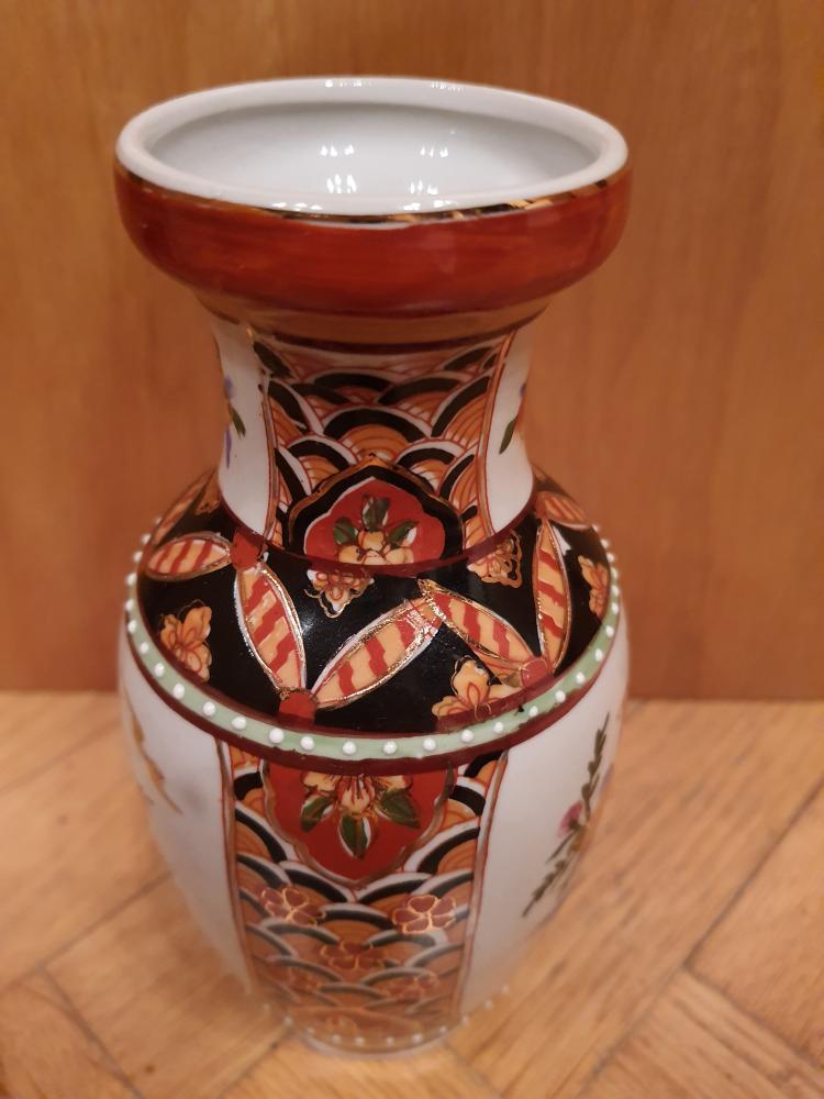 Asiatische Vase  - China od. Japan -