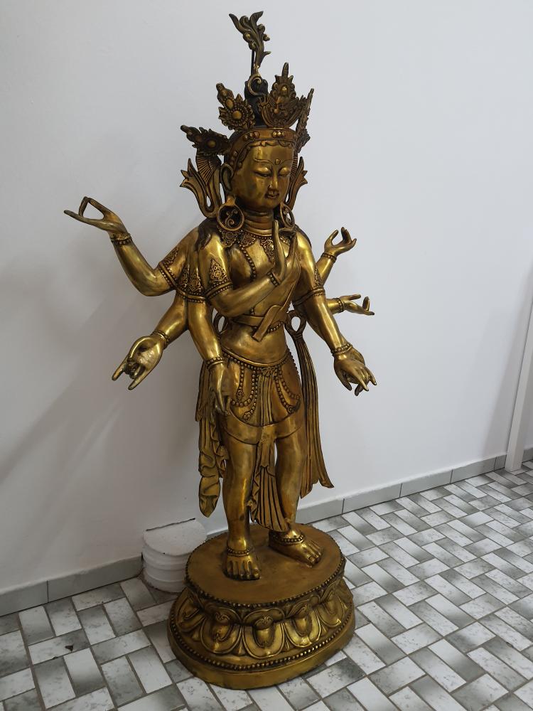 Bronze-Figur, (101cm) Gottheit Kwan Yin - Tibet - Mitte 20. Jahrhundert