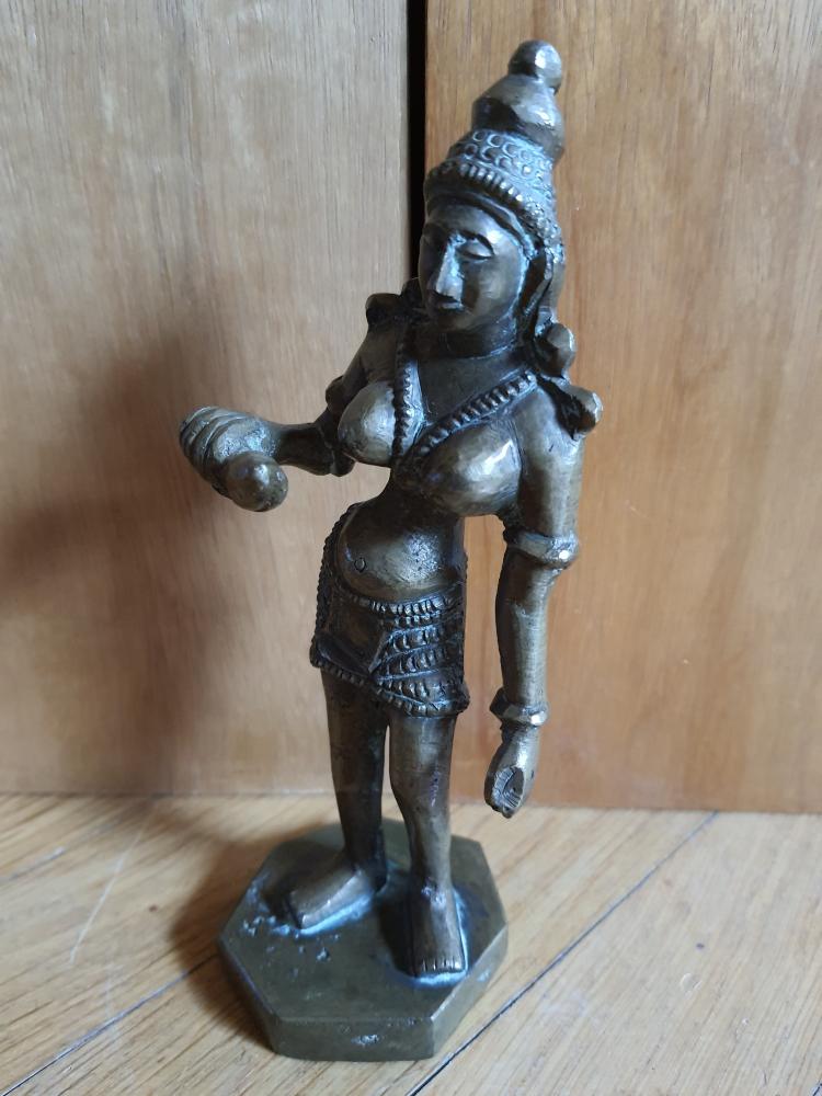 Frauenfigur aus Bronze - Indien -
