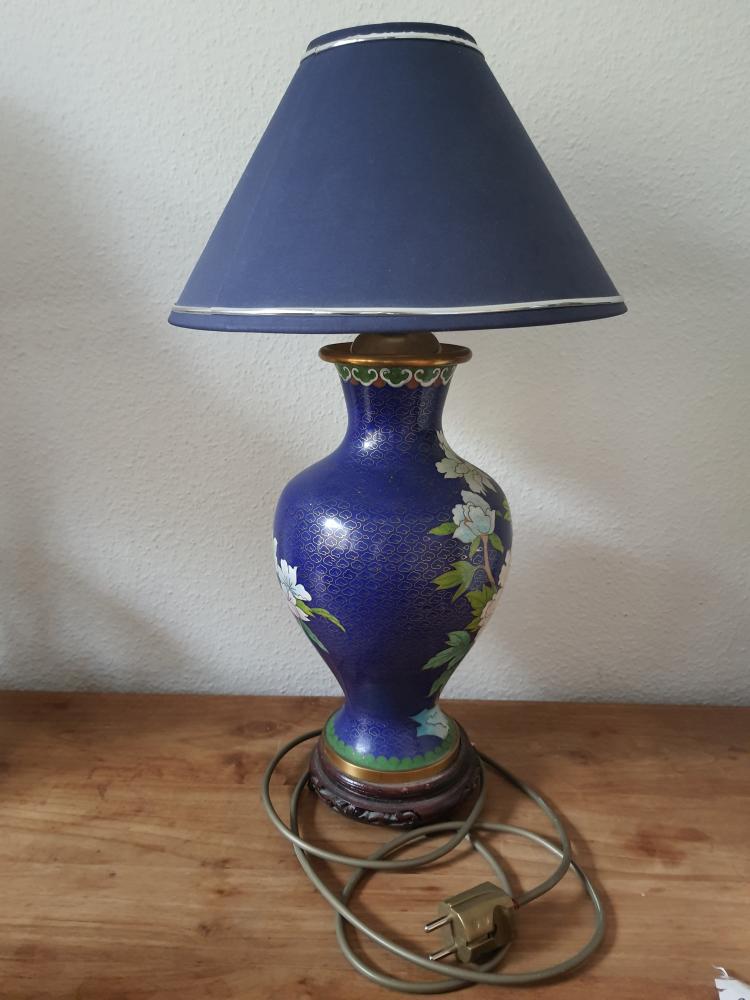 Tisch-Lampe mit Lampenschirm - China - Cloisonné