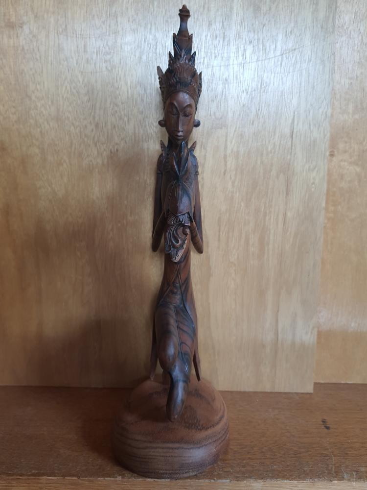 Holz-Figur, Dewi Sri - Bali -  21. Jahrhundert