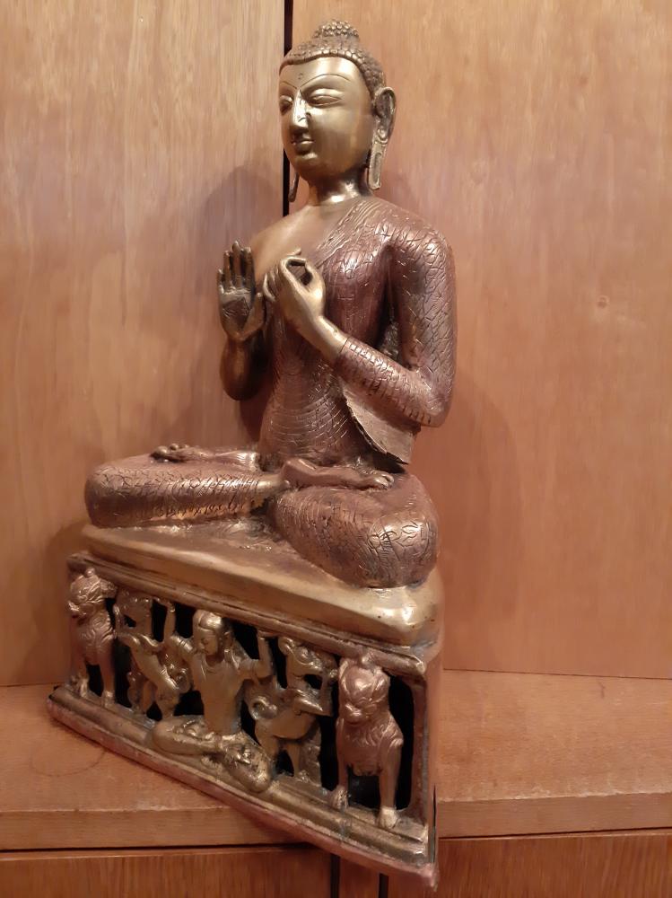 Buddha-Figur, Messing + Kupfer - Indien - Mitte 20. Jahrhundert