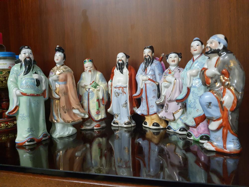 8 Porzellan-Figuren, Acht Unsterbliche  _ China -
