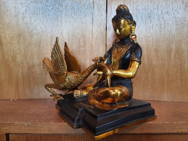 Buddha-Figur, Siddartha mit Schwan  - Nepal - 21. Jahrhundert
