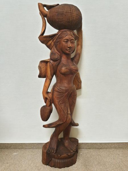 Holz-Figur, (103,5cm) Markthändlerin  - Bali - Mitte 20. Jahrhundert