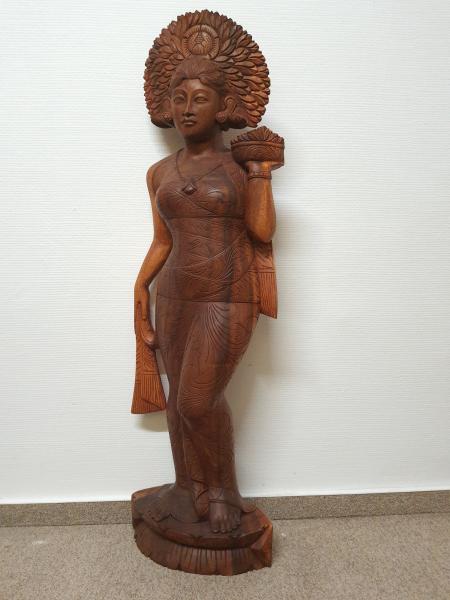 Holz-Figur, (103cm) Markthändlerin  - Bali - Mitte 20. Jahrhundert