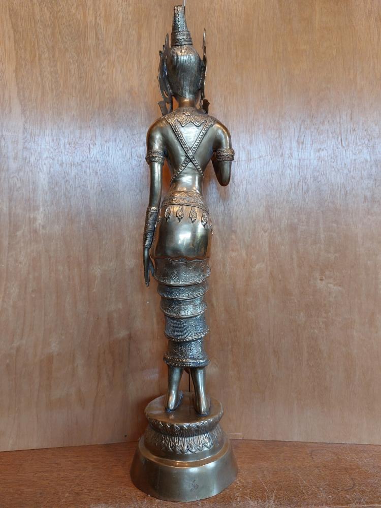 Messing-Figur, (59cm) Tempelwächterin  - Thailand - 2. Hälfte 20. Jahrhundert