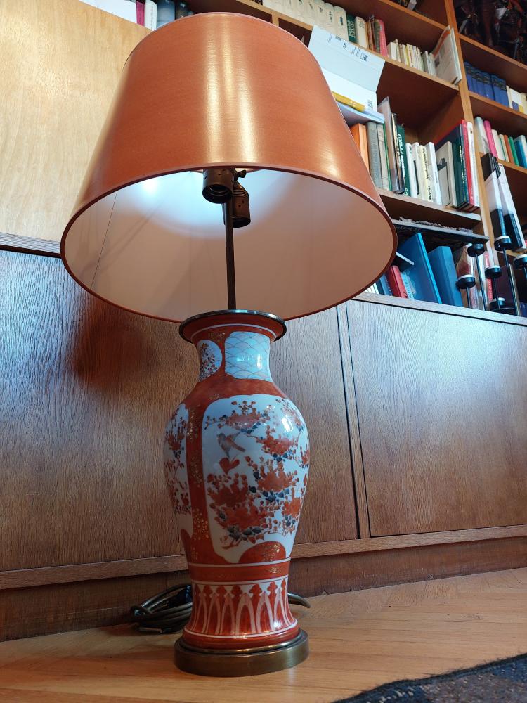 Tischlampe, komplett mit Schirm -  Asien - 21. Jahrhundert