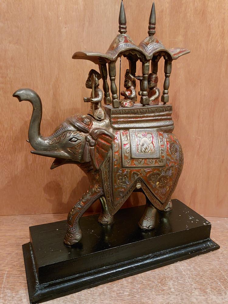 Messing-Figur, Elefant  - Indien - 20. Jahrhundert