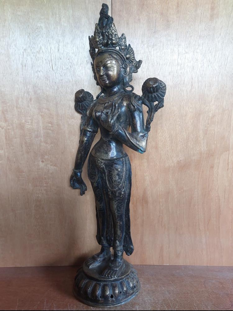 Bronze-Figur, (55,5cm) Göttin Tara  - Tibet - 2. Hälfte 20. Jahrhundert