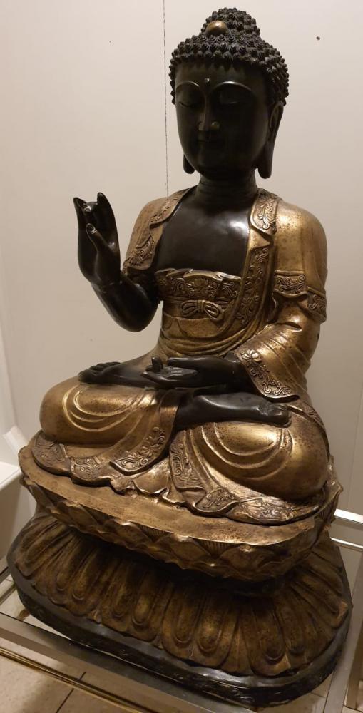 Buddha-Bronze, (76cm) Amoghasiddhi -Thailand - Anfang 20. Jahrhundert